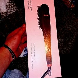 Brand new perfection straightening brush